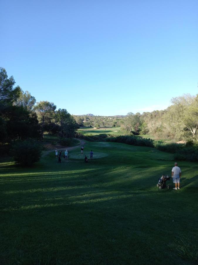 Les Hauts Du Golf Rez De Jardin Piscine Tennis Saint-Raphael  Bagian luar foto